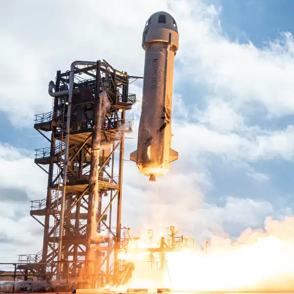 Will Blue Origin land on the moon before SpaceX?