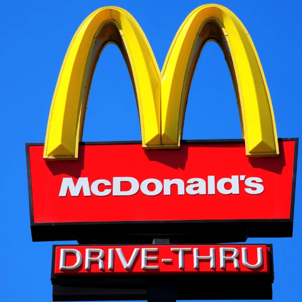 McDonald's Corporation total systemwide restaurants in Q2 2026