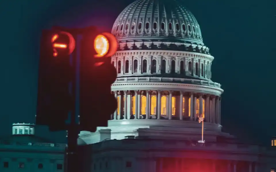 Will members of Congress be banned from trading stocks? prediction market