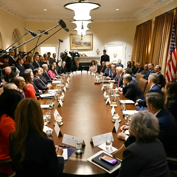 Who will leave the Trump administration in 2026?